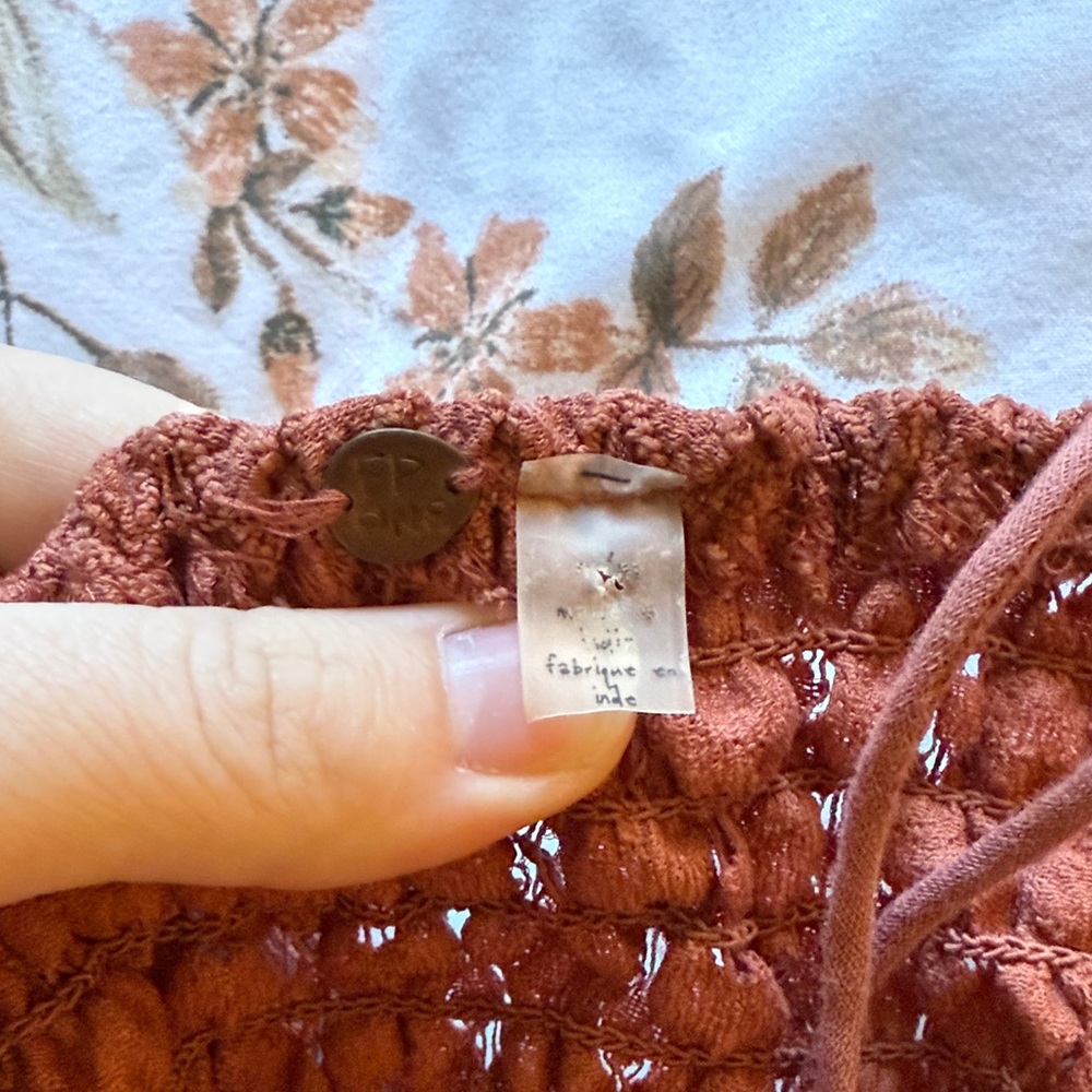 Lace Bralette in Rich Burgundy - Picture 4 of 8